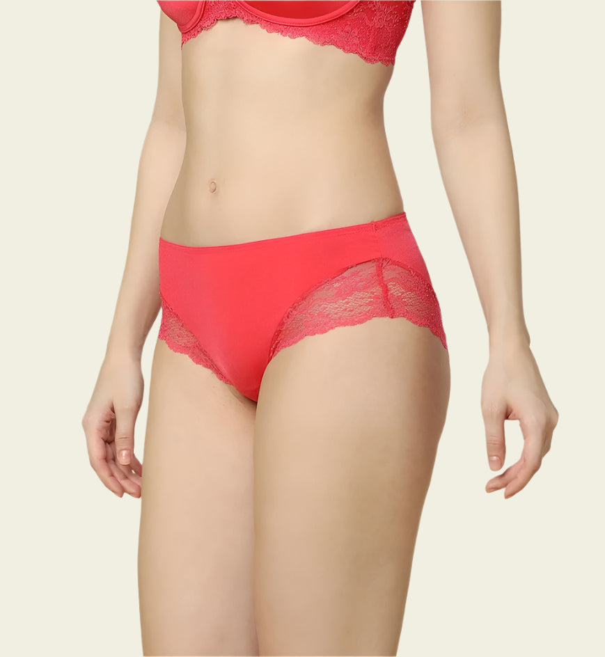Triumph Fashion Lace Full Coverage Hipster Panty